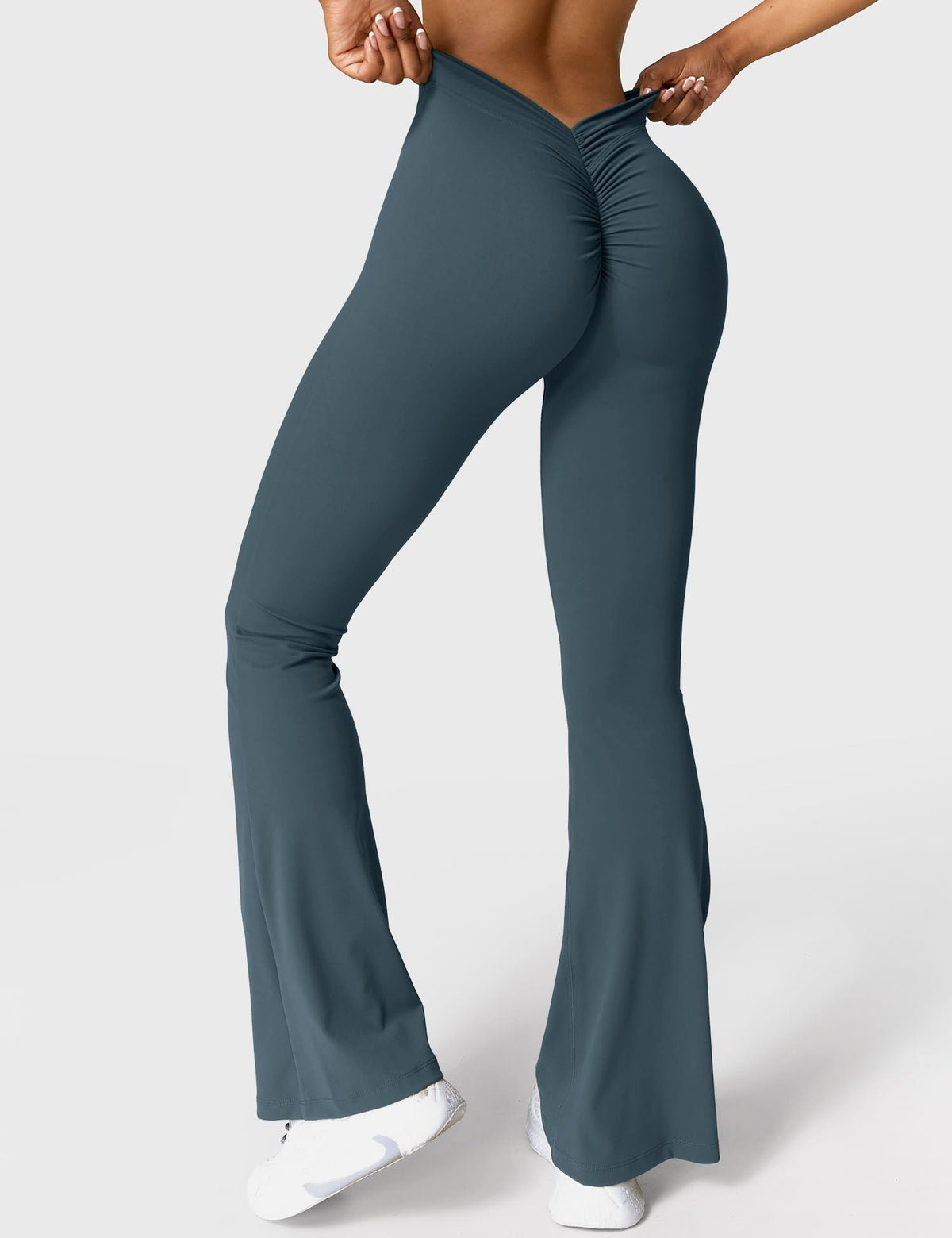 Legging Daze V-back évasé - AERLO