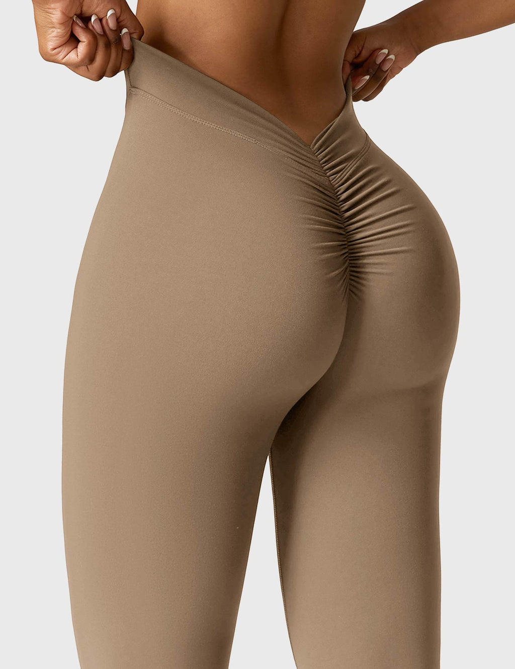 Legging Daze V-back évasé - AERLO