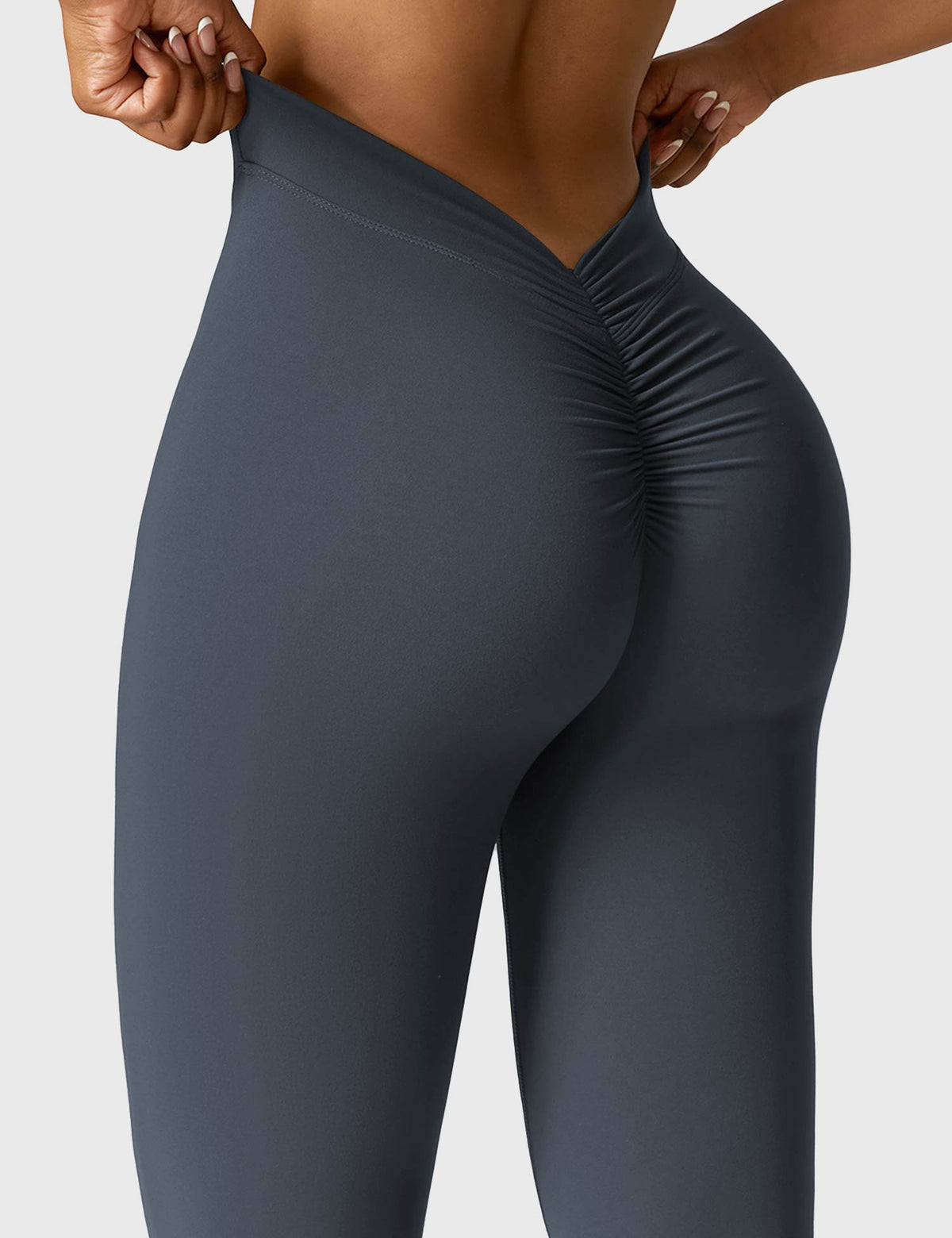 Legging Daze V-back évasé - AERLO
