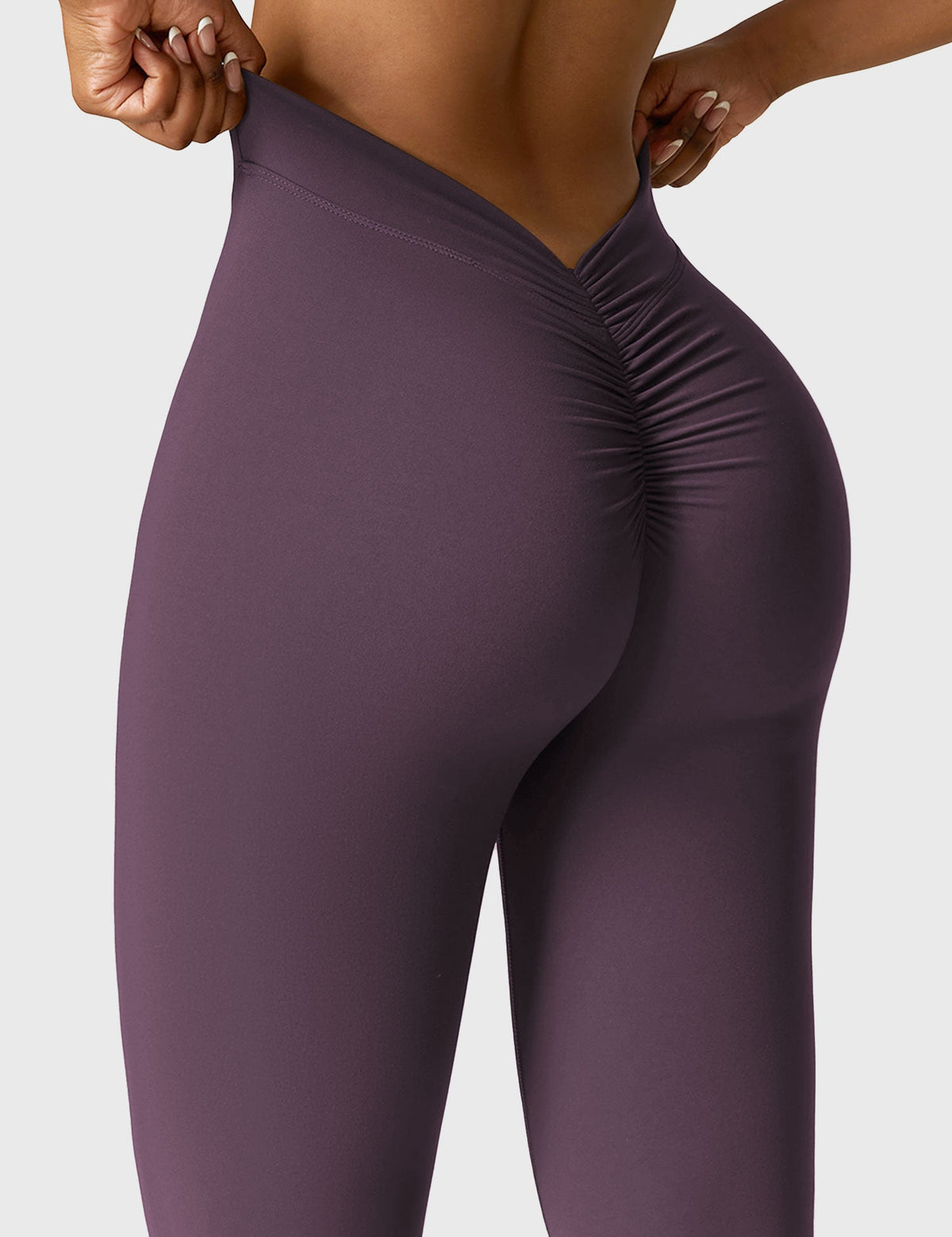 Legging Daze V-back évasé - AERLO
