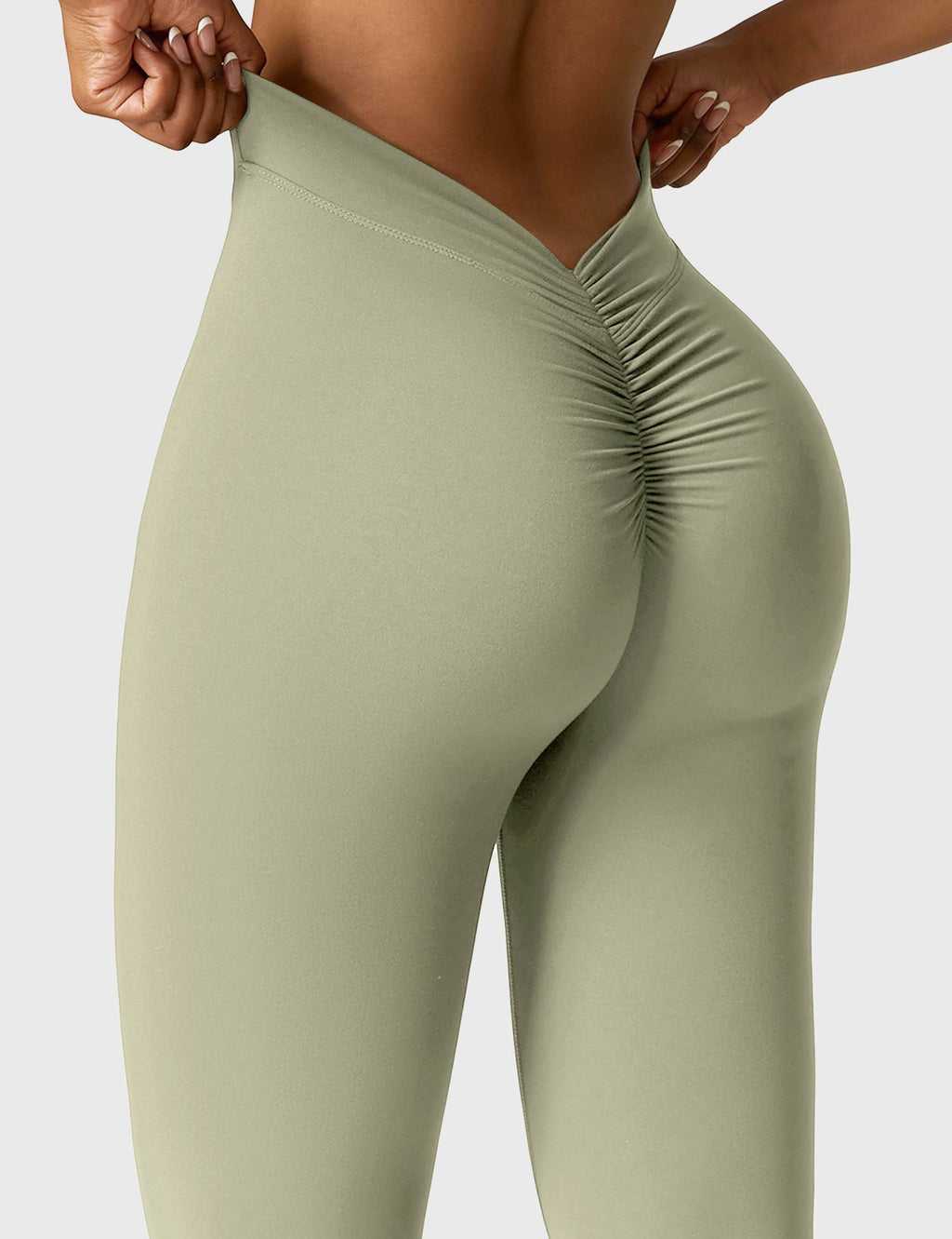 Legging Daze V-back évasé - AERLO
