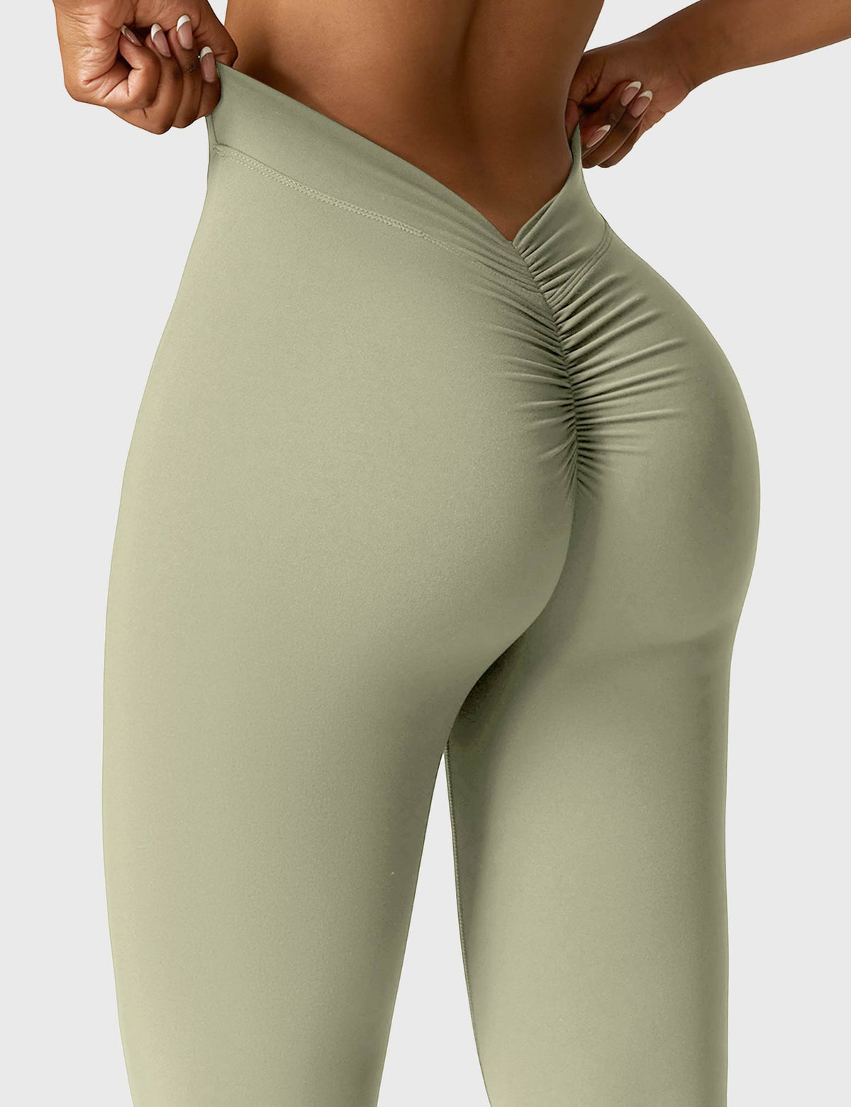 Legging Daze V-back évasé - AERLO