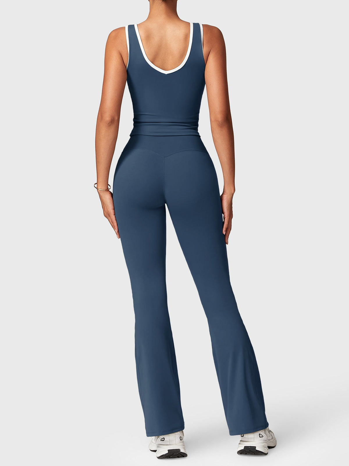 Alberta Contrast Trim Sports Set - AERLO