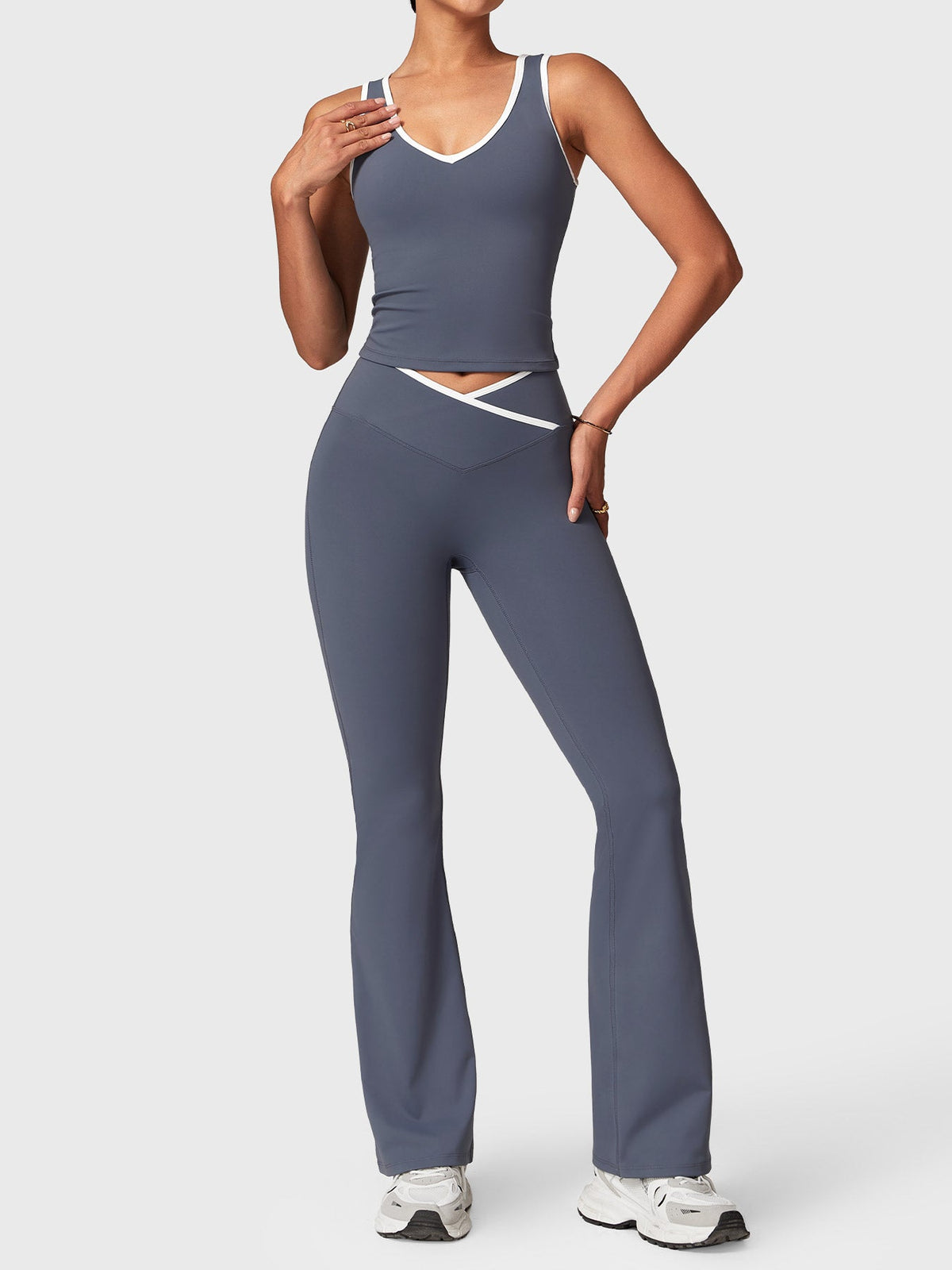 Alberta Contrast Trim Sports Set - AERLO