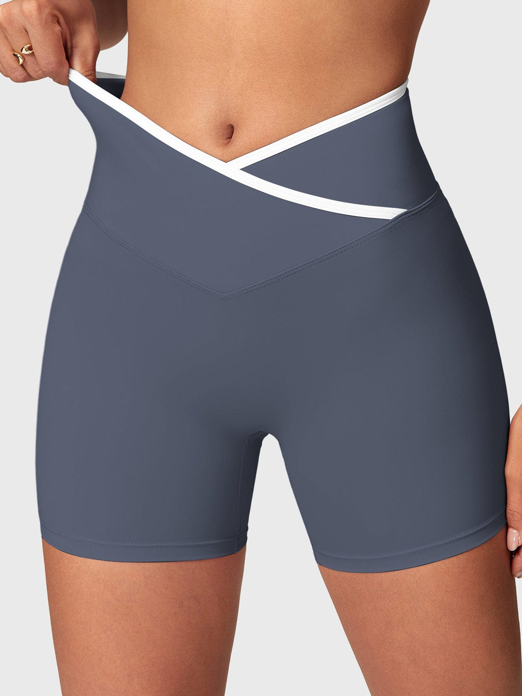 Short Alberta Contrast Trim - AERLO