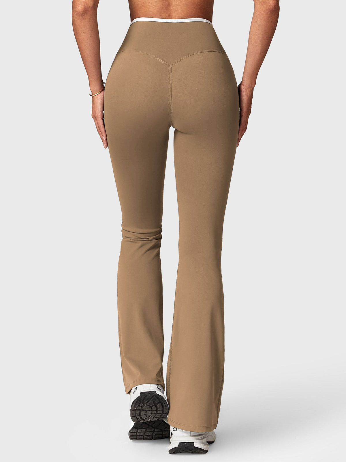 Alberta Contrast Trim Sports Set - AERLO