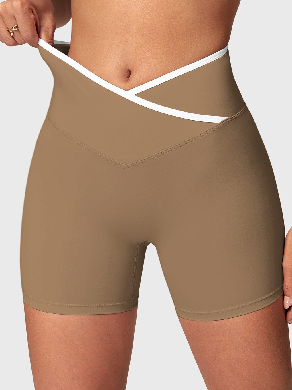 Short Alberta Contrast Trim - AERLO