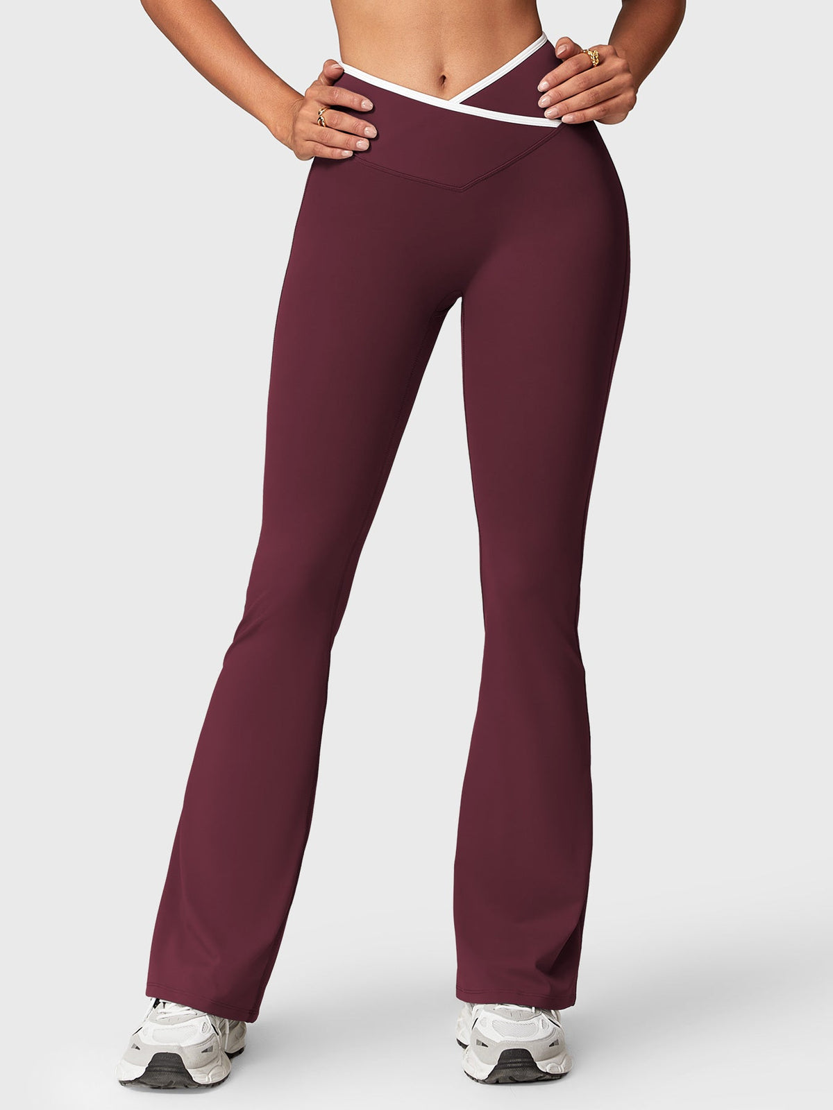 Alberta Contrast Trim Sports Set - AERLO