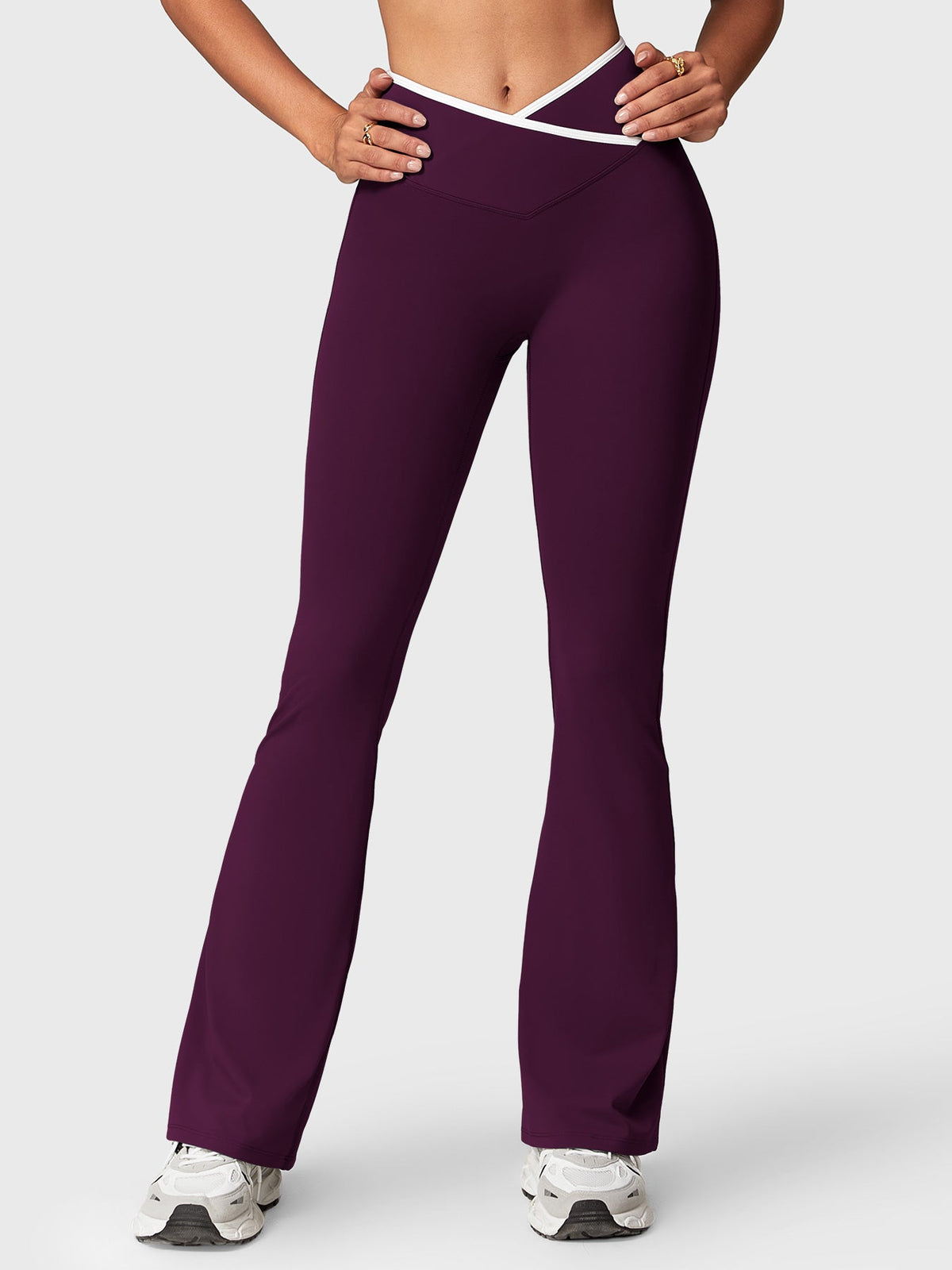 Alberta Contrast Trim Sports Set - AERLO