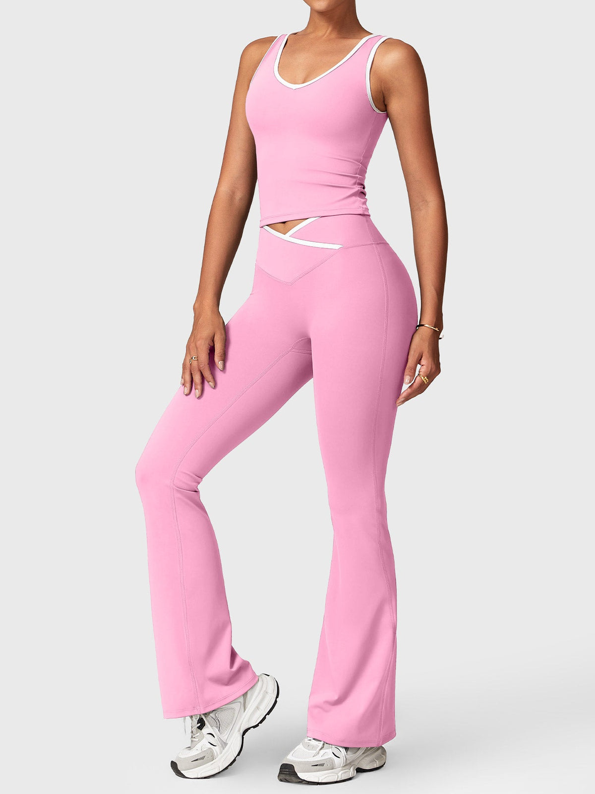 Alberta Contrast Trim Sports Set - AERLO