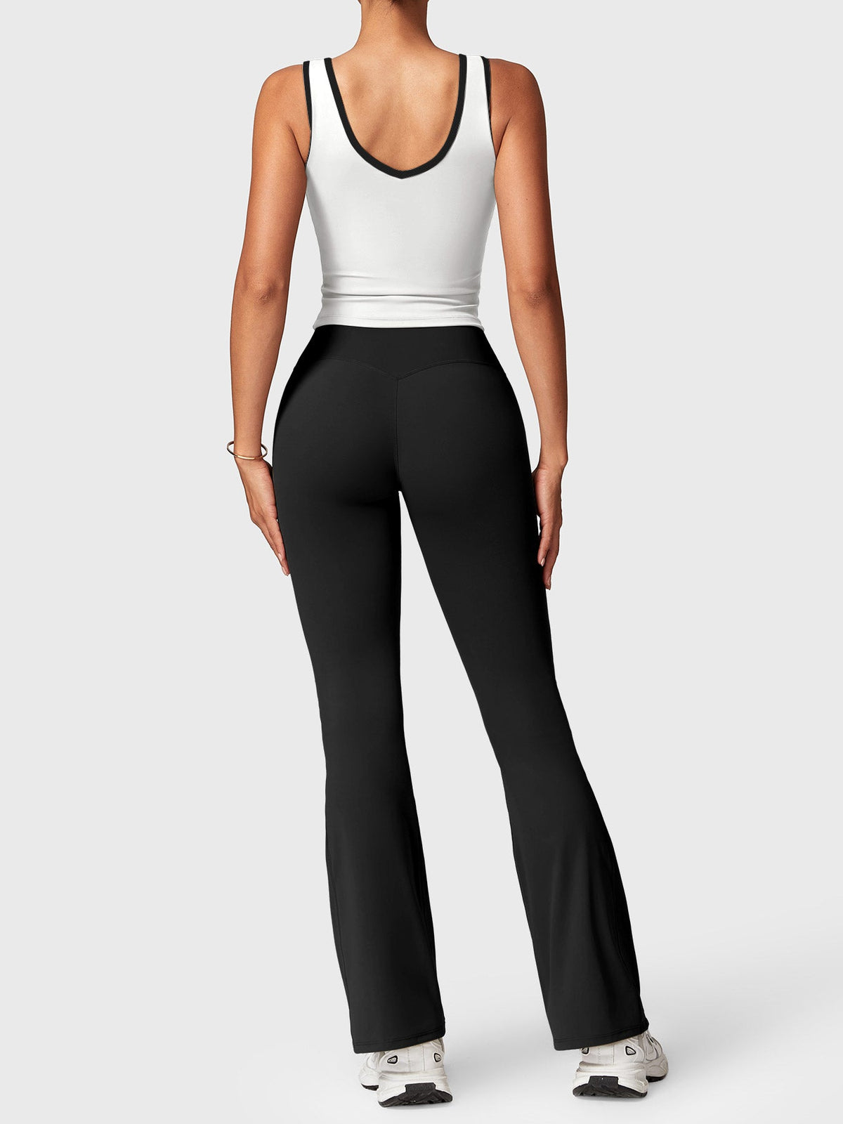 Alberta Contrast Trim Sports Set - AERLO