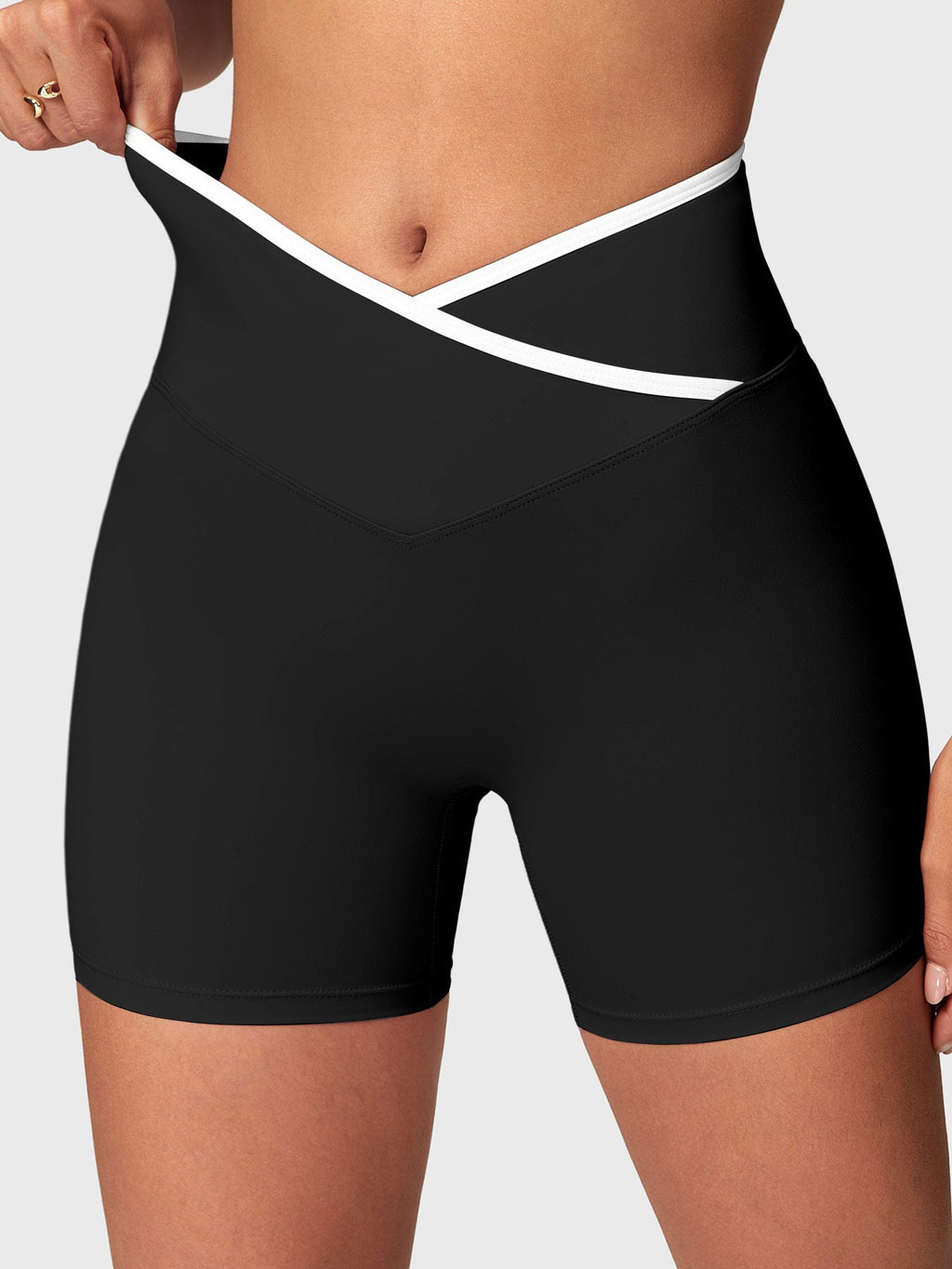 Short Alberta Contrast Trim - AERLO