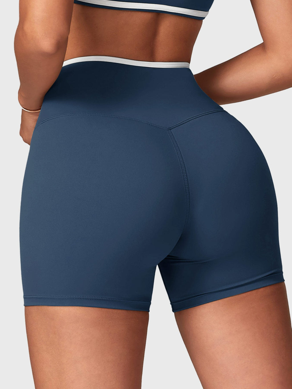 Short Alberta Contrast Trim - AERLO