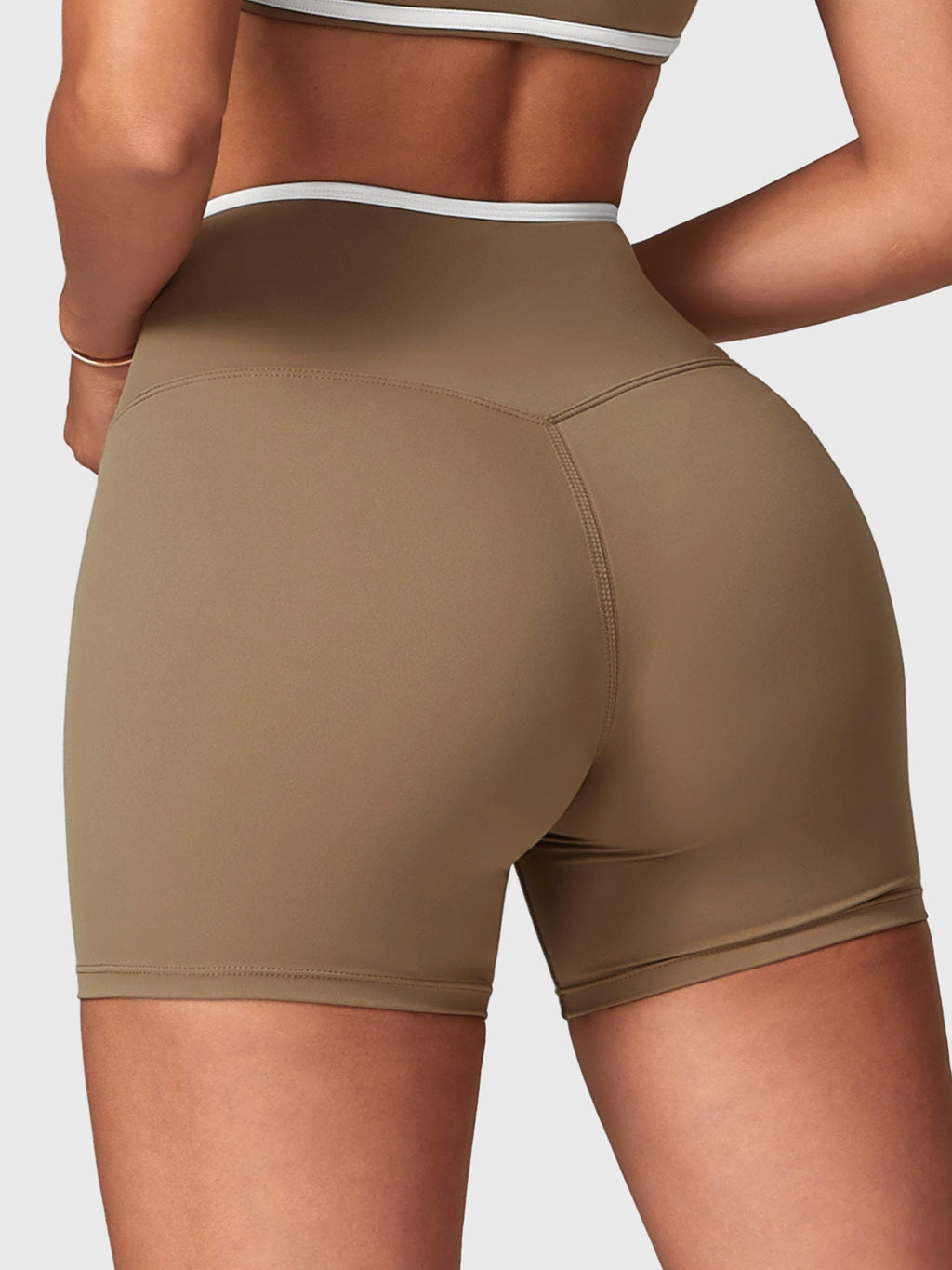 Short Alberta Contrast Trim - AERLO