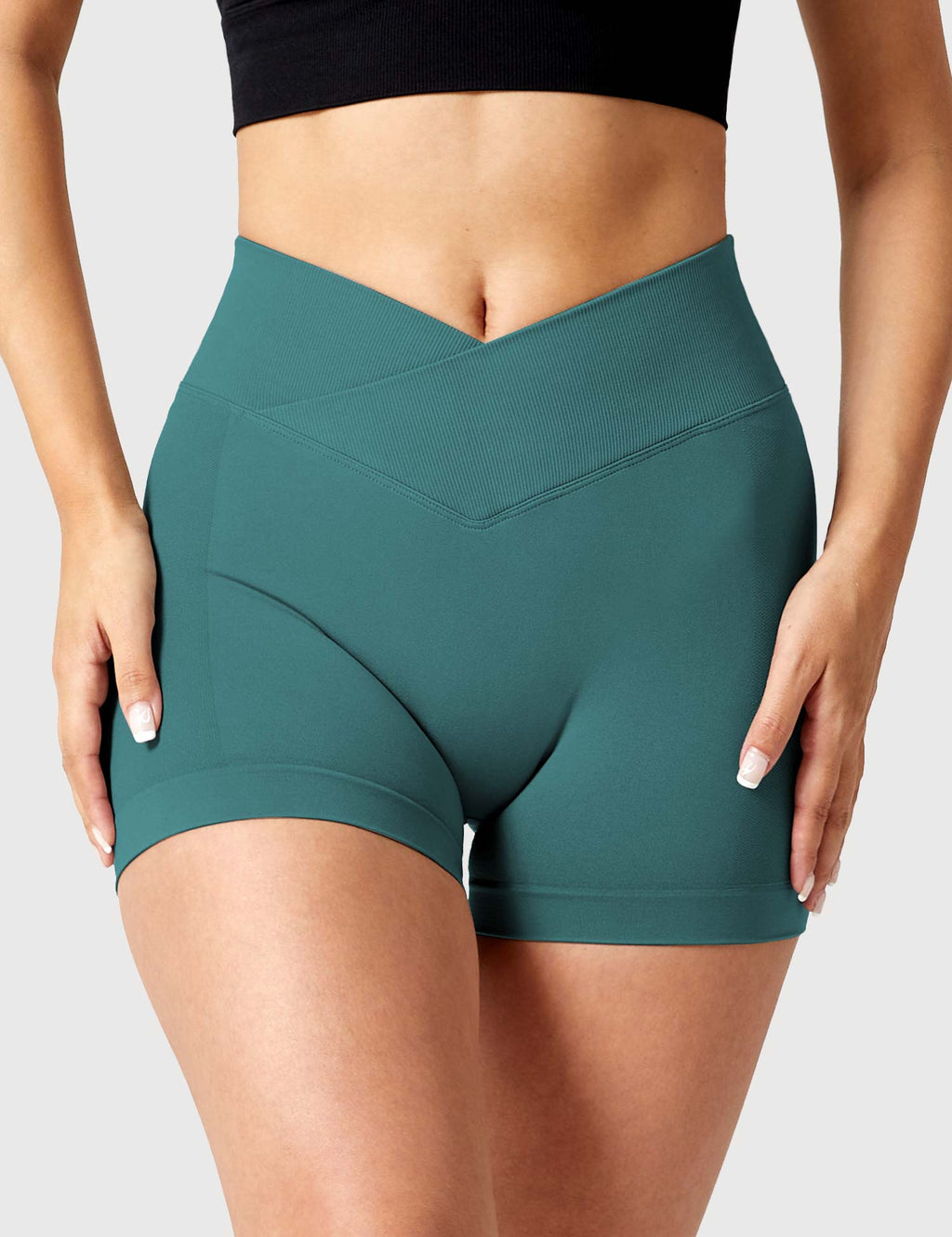 Short 3.6”Amplify V-Waistband - AERLO
