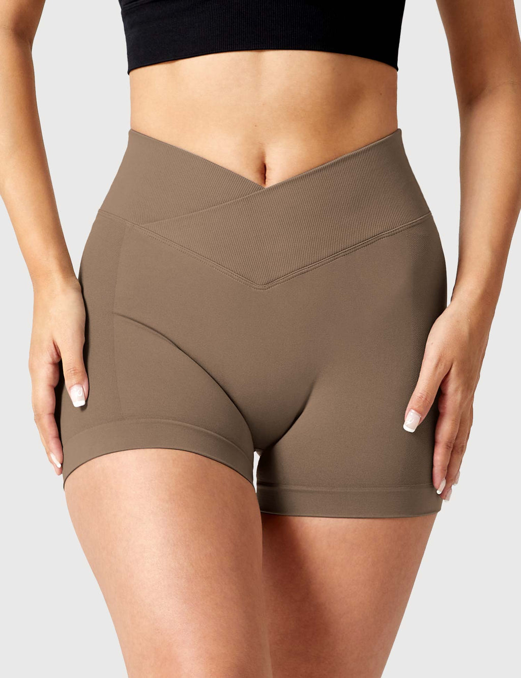 Short 3.6”Amplify V-Waistband - AERLO