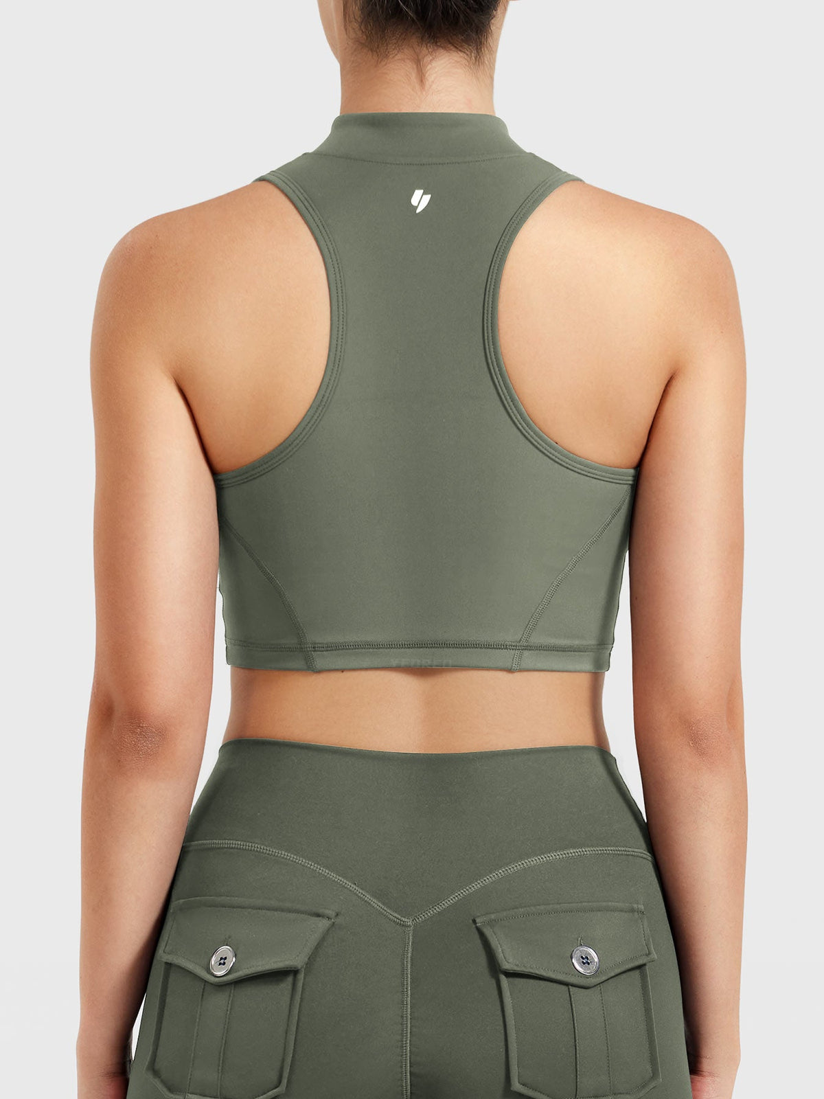 Chlonie CoreFlex Crop Tank - AERLO