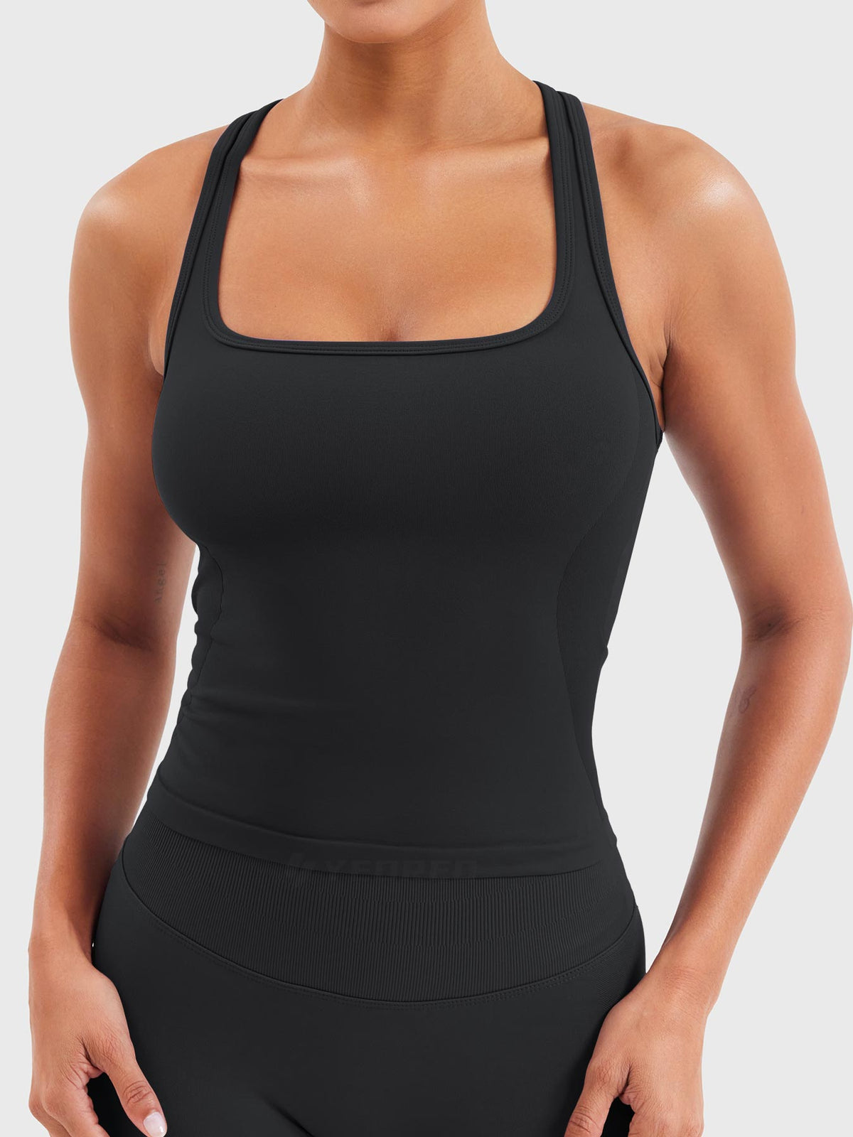 Esteile Racerback Tank - AERLO