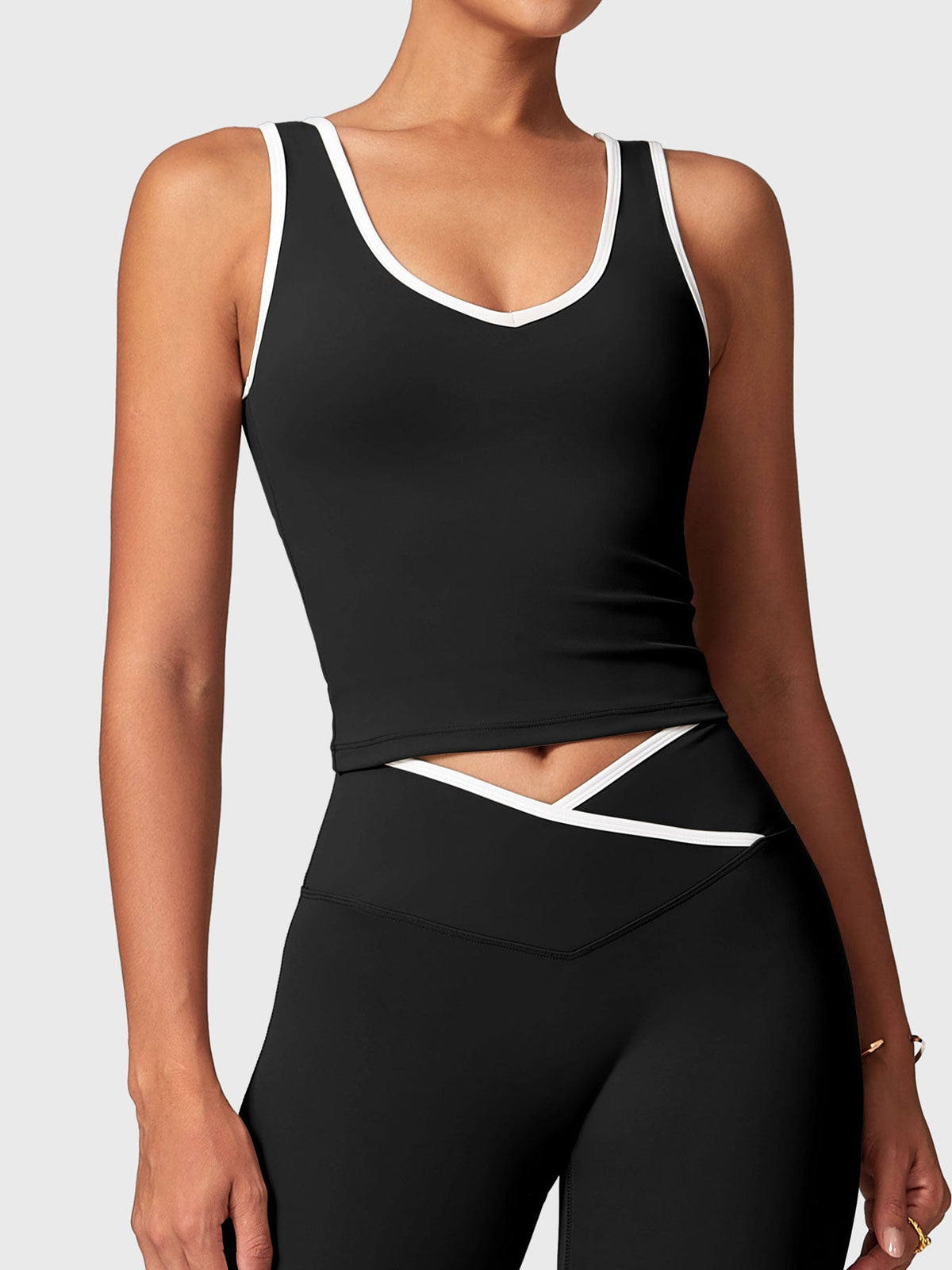 Alberta Contrast Trim Tank - AERLO