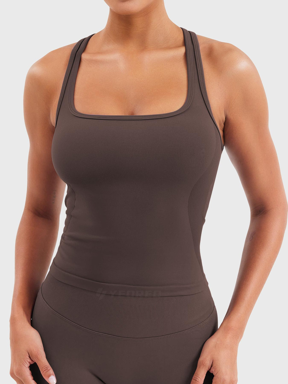 Esteile Racerback Tank - AERLO
