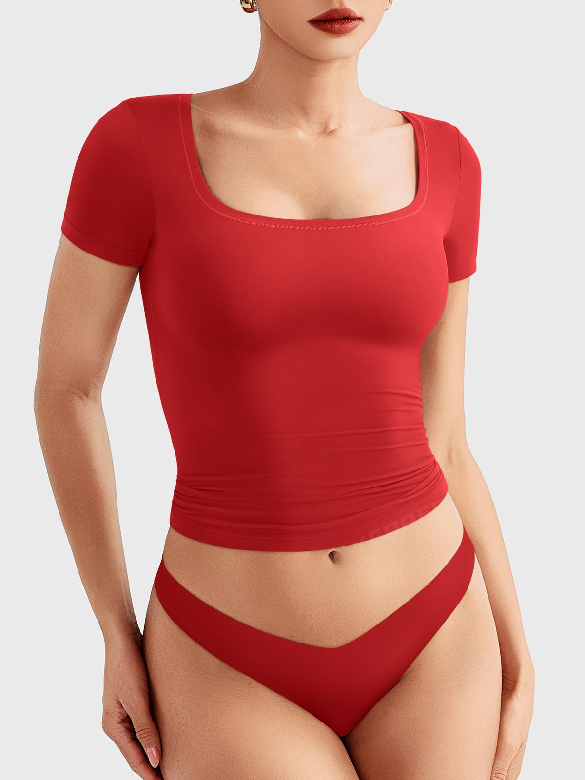 Haut Pattiy Scoop Neck T - AERLO