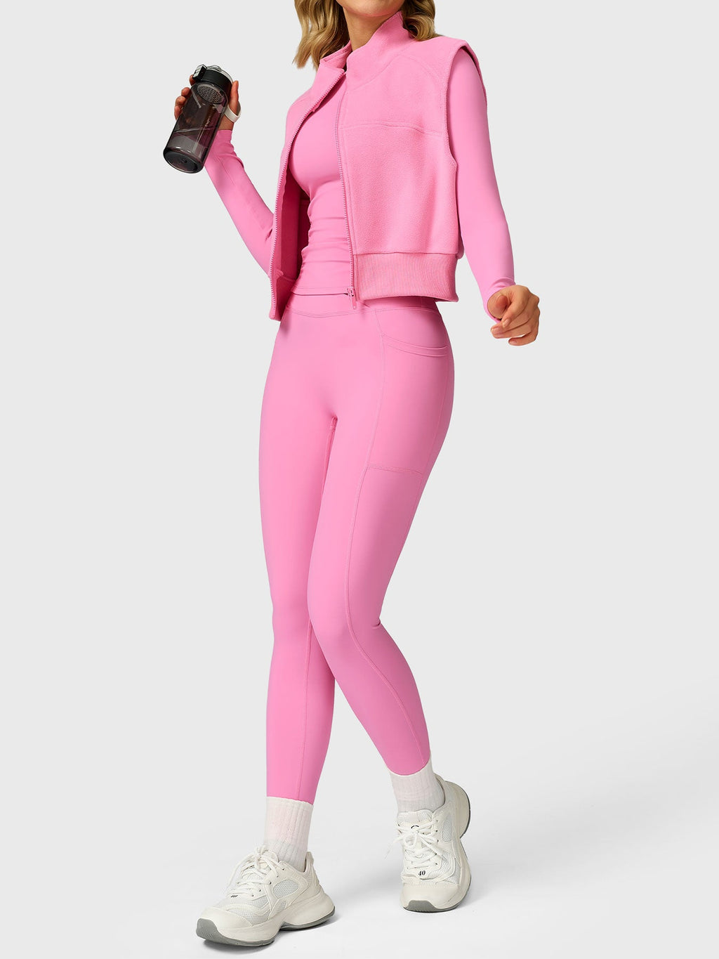 Eden Cropped Fleece Vest - AERLO