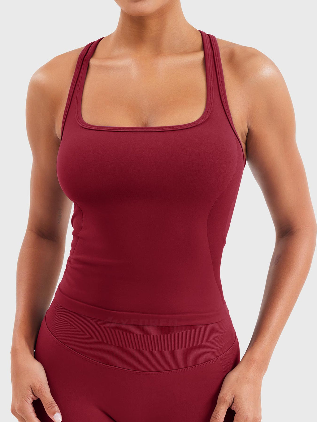 Esteile Racerback Tank - AERLO