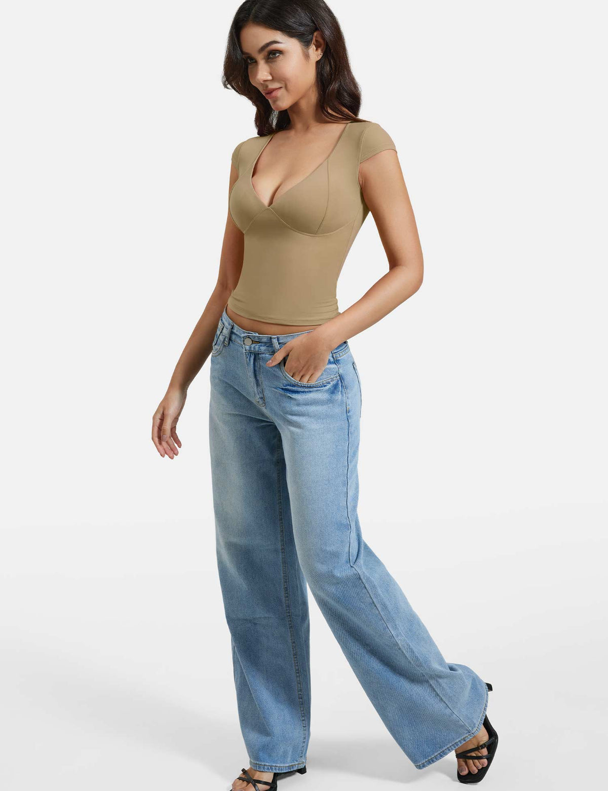 Haut Diva V Neck - AERLO