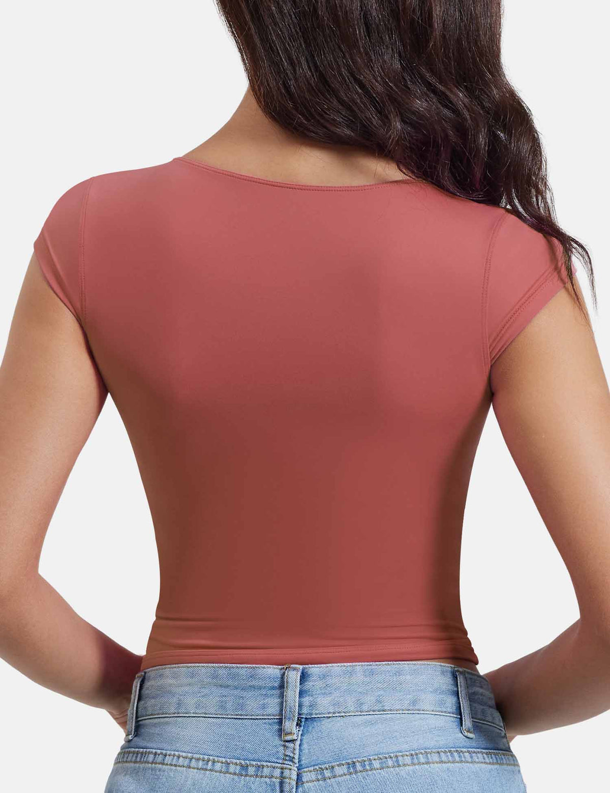 Haut Diva V Neck - AERLO