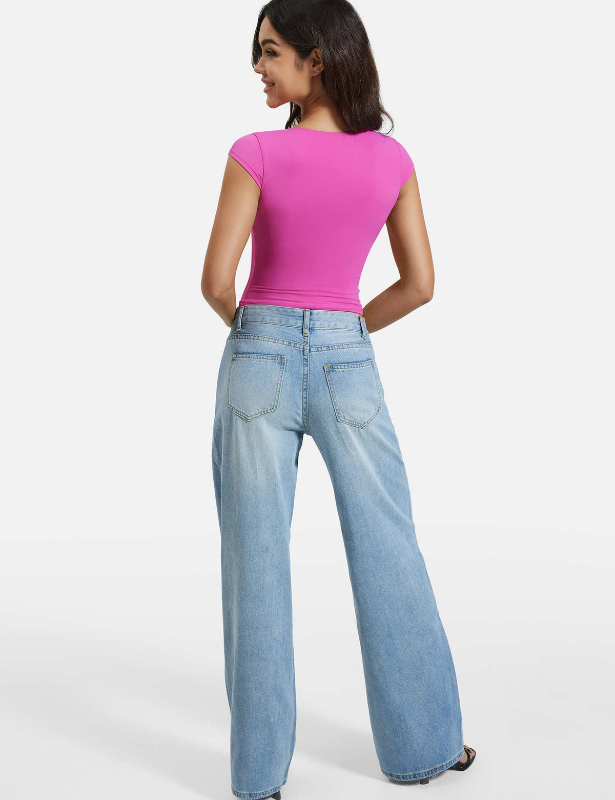 Haut Diva V Neck - AERLO