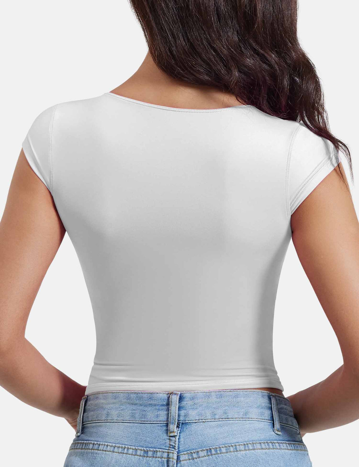 Haut Diva V Neck - AERLO