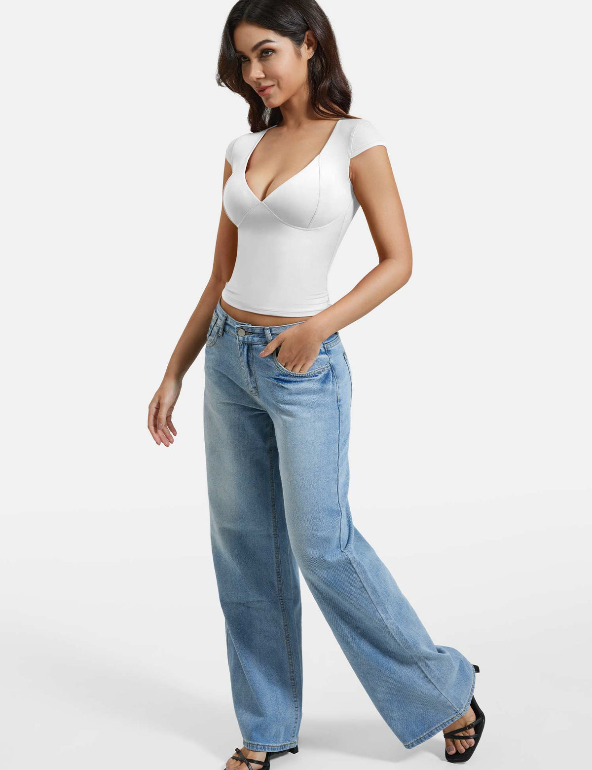 Haut Diva V Neck - AERLO