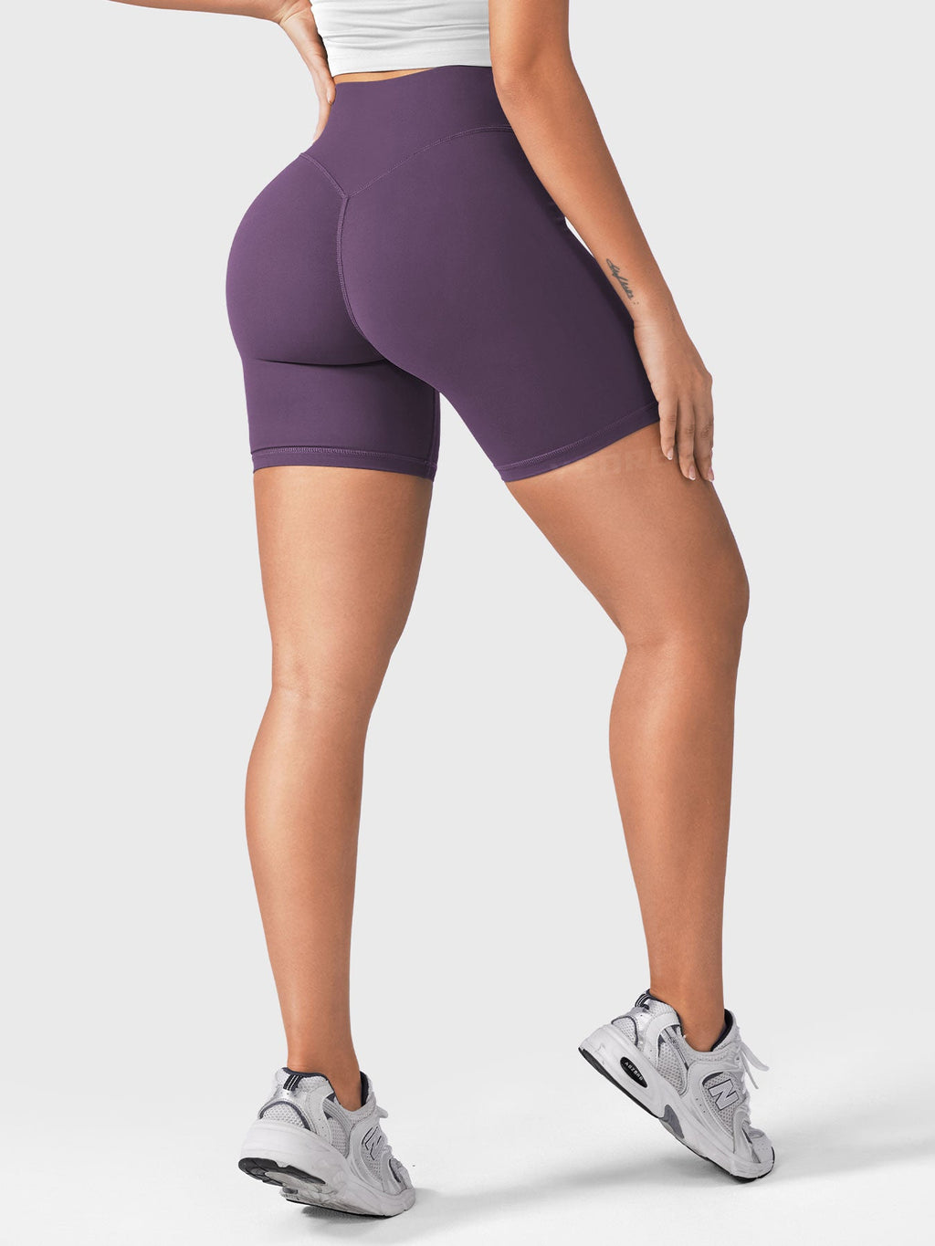 Short Craze 6" Scrunch - AERLO