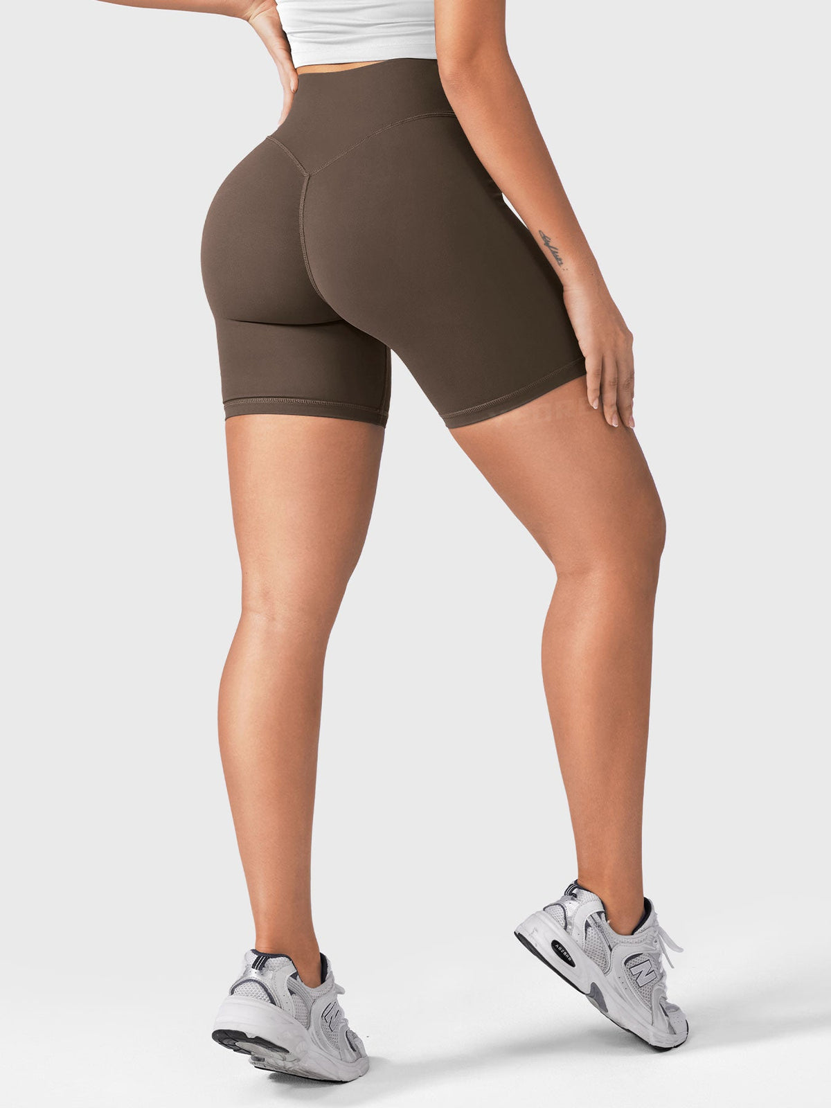 Short Craze 6" Scrunch - AERLO