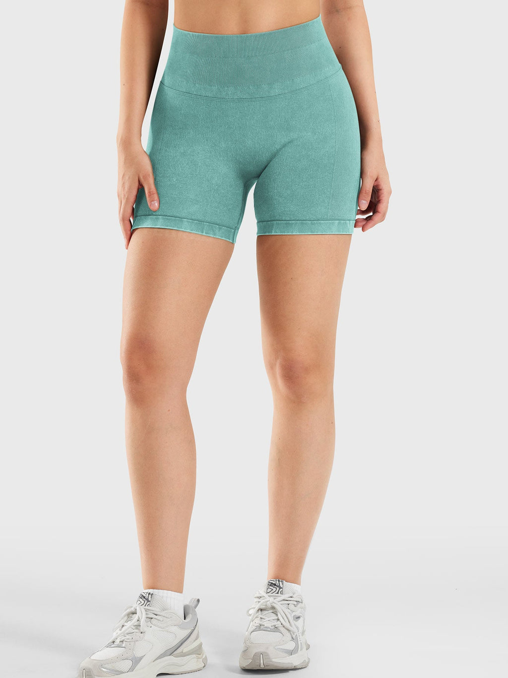 Short Colinne Washed SoftHue - AERLO