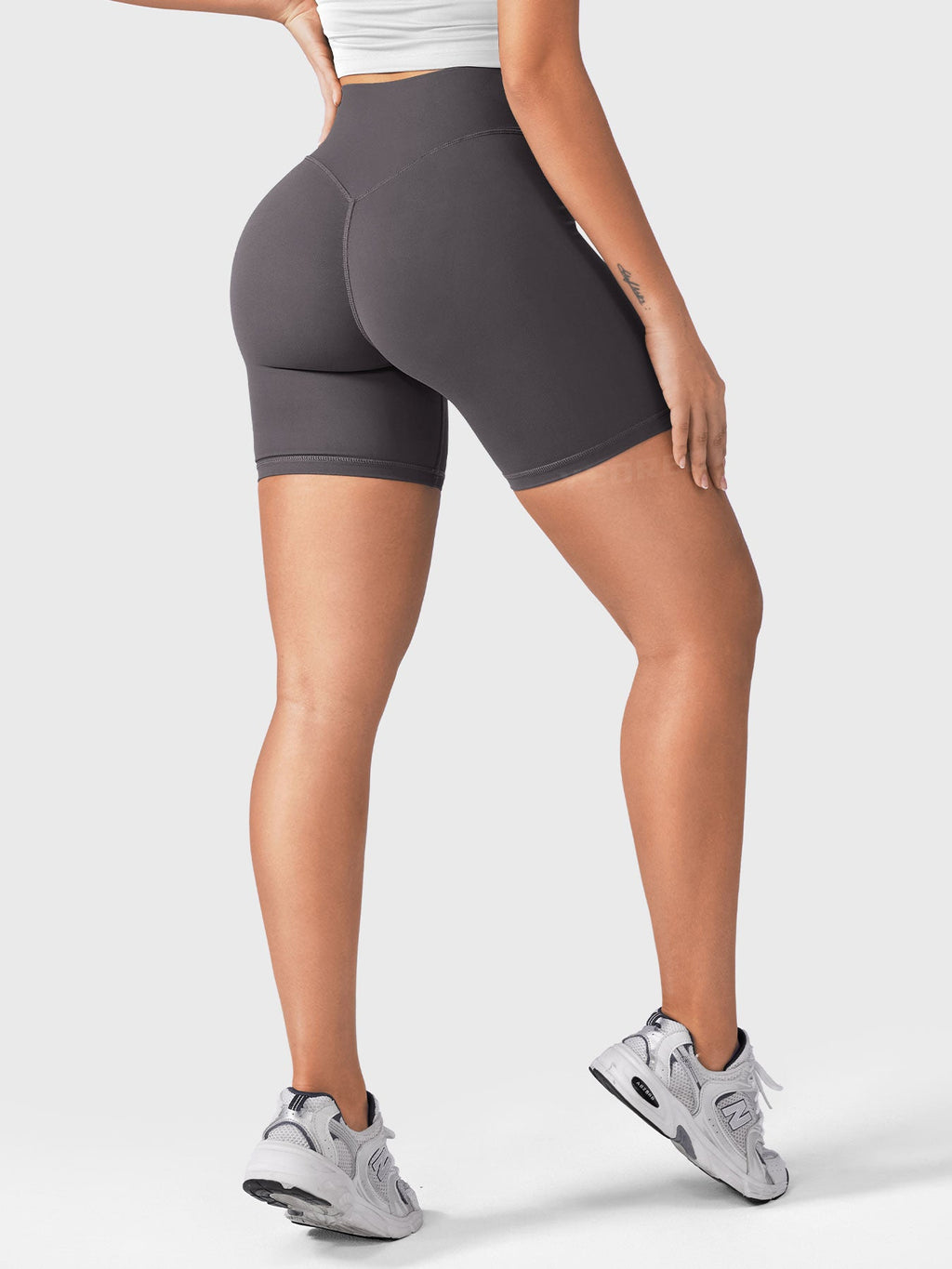 Short Craze 6" Scrunch - AERLO