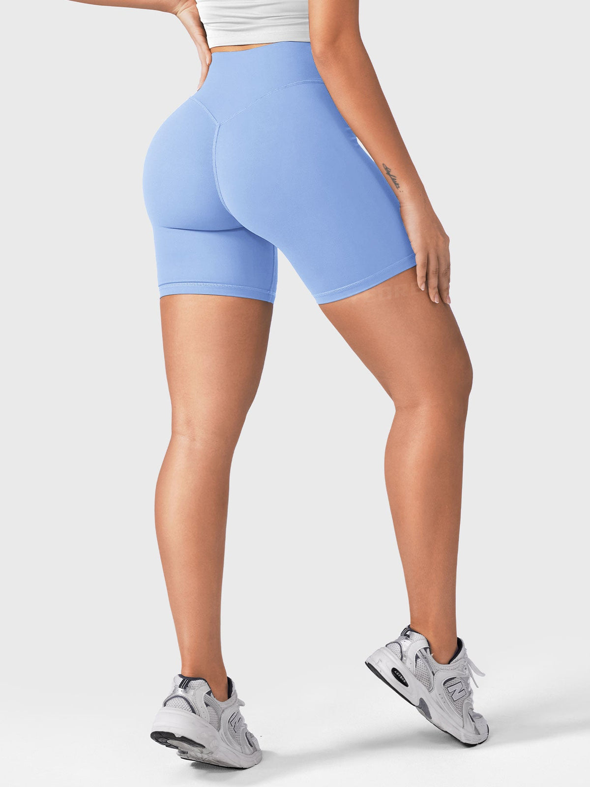 Short Craze 6" Scrunch - AERLO