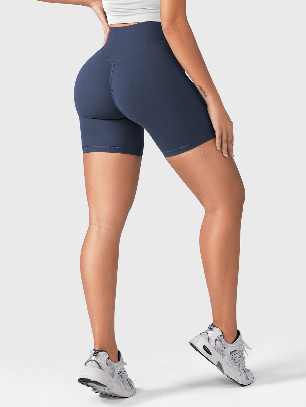 Short Craze 6" Scrunch - AERLO