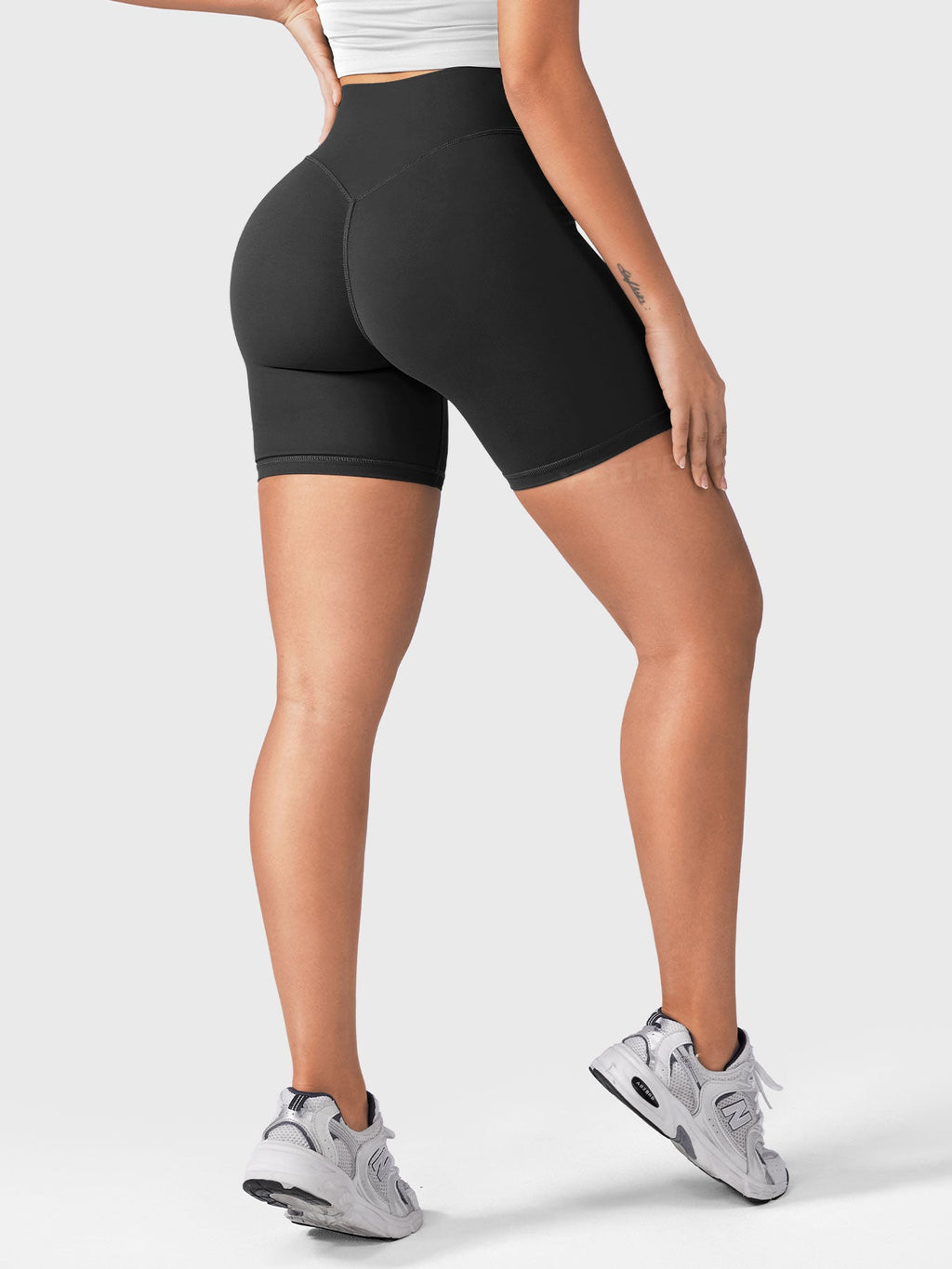 Short Craze 6" Scrunch - AERLO