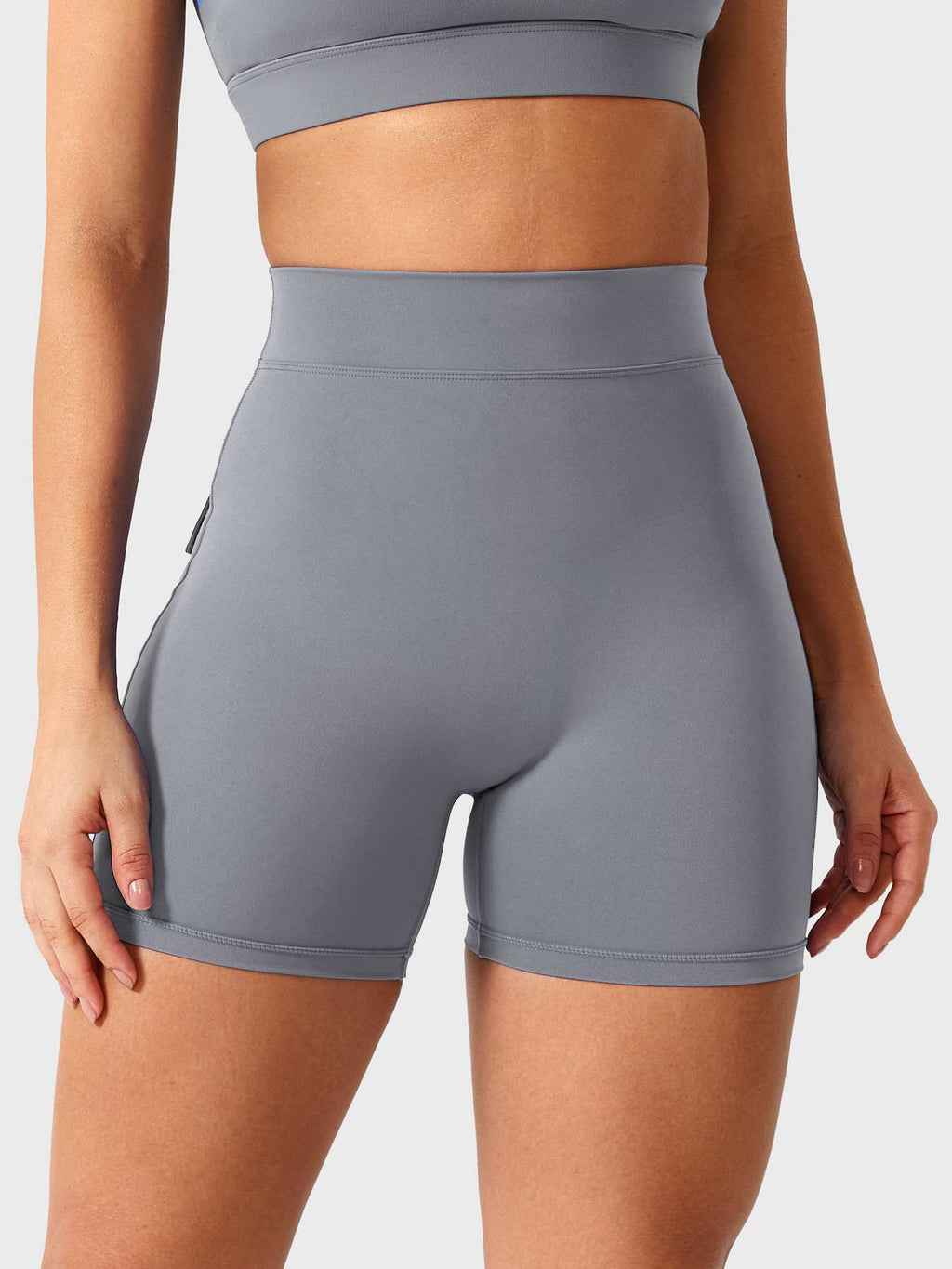 Short dos en V Charm - AERLO