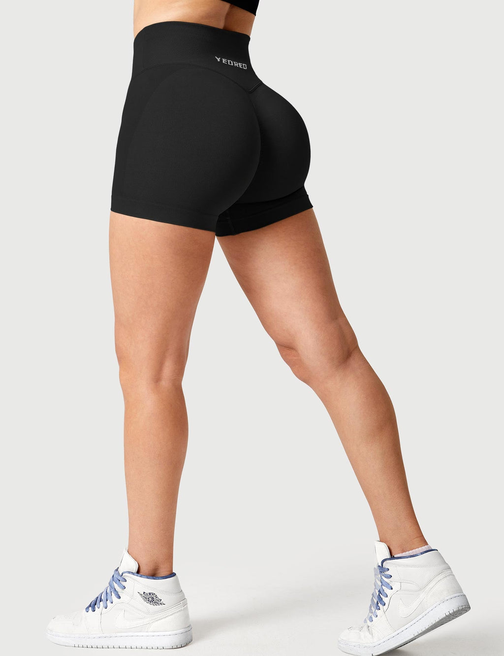 Short 3.6”Amplify V-Waistband - AERLO