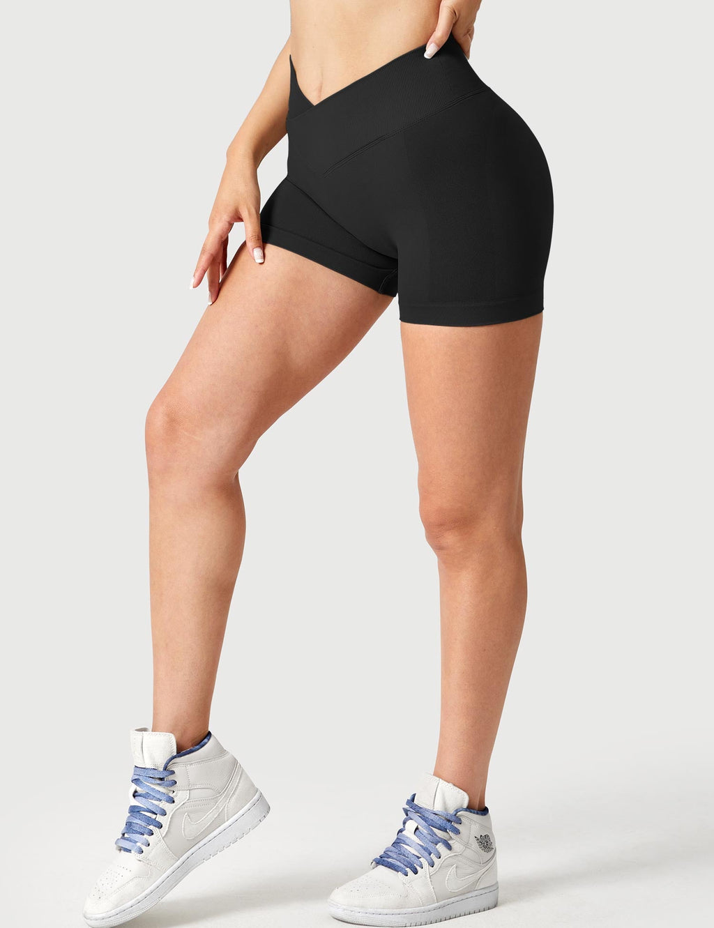 Short 3.6”Amplify V-Waistband - AERLO