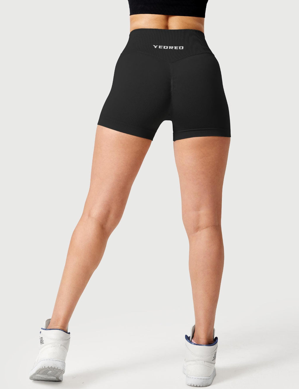 Short 3.6”Amplify V-Waistband - AERLO