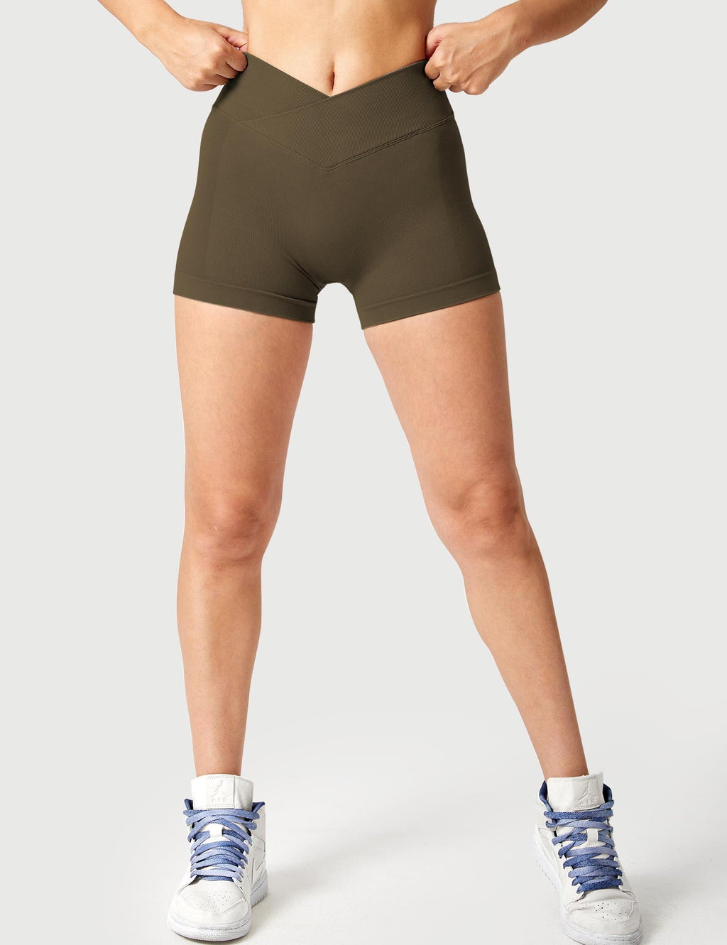 Short 3.6”Amplify V-Waistband - AERLO