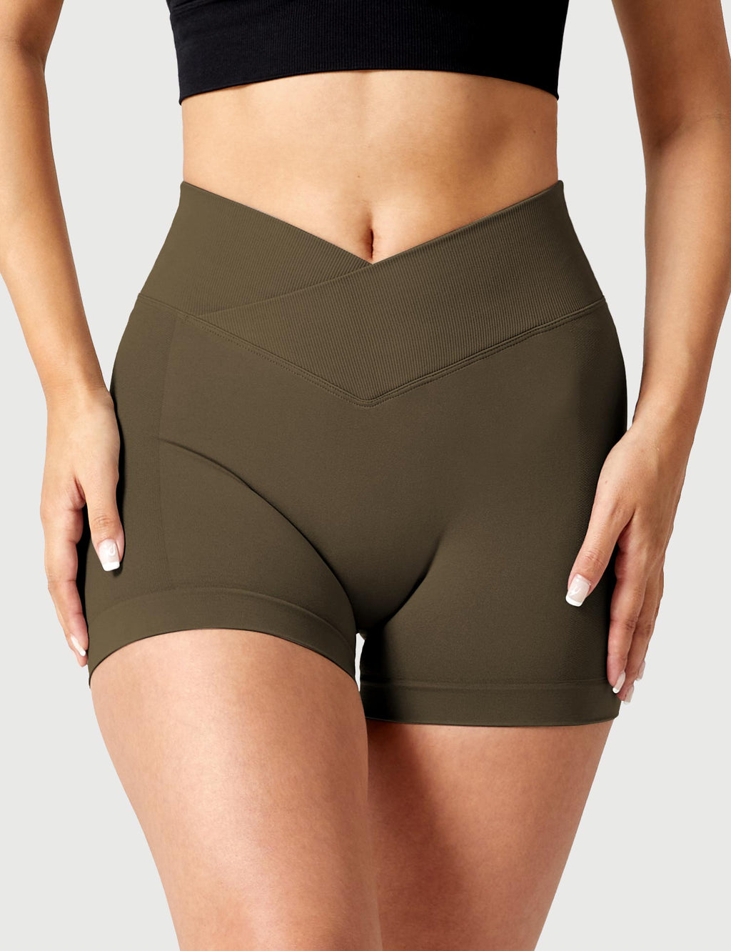 Short 3.6”Amplify V-Waistband - AERLO