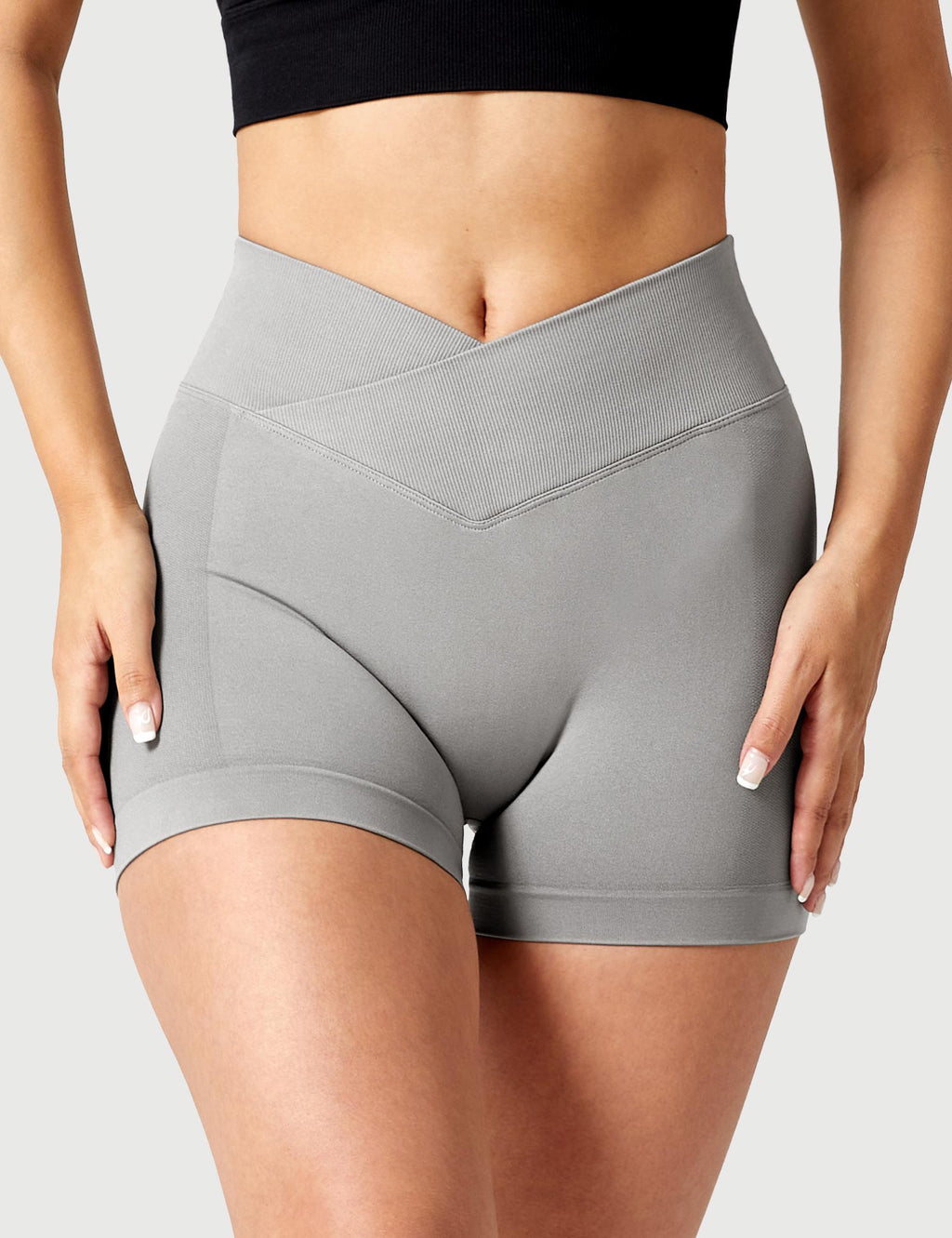 Short 3.6”Amplify V-Waistband - AERLO
